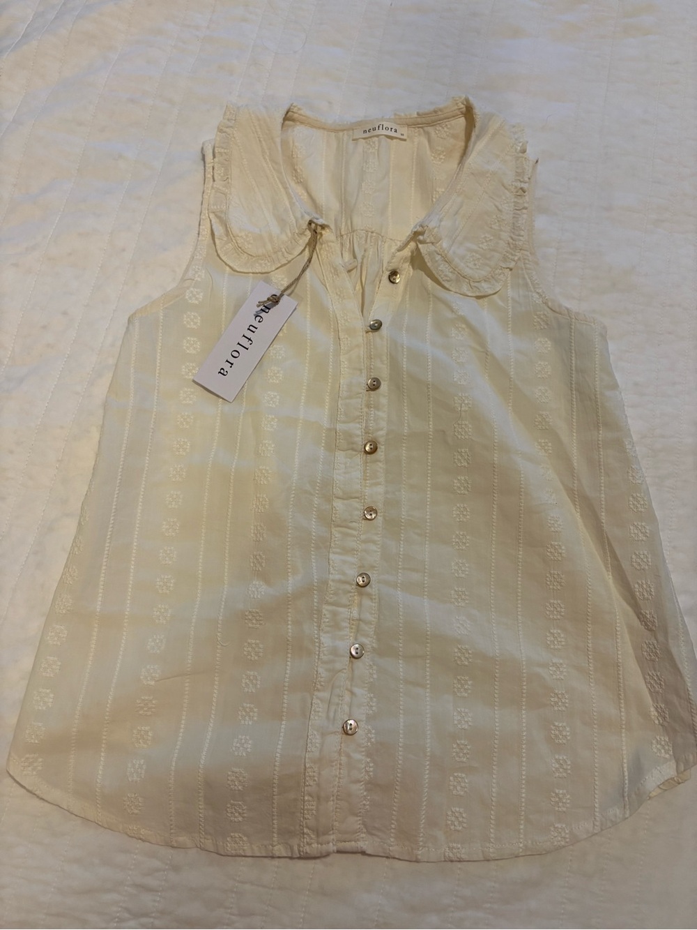 NWT Neuflora Eyelet Button-Front Cream Blouse
